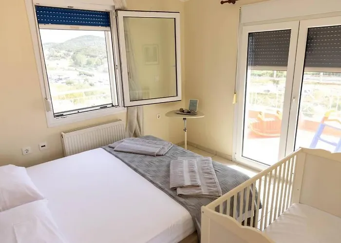 Port View House-comfy Family Apartment-panoramic View Appartement