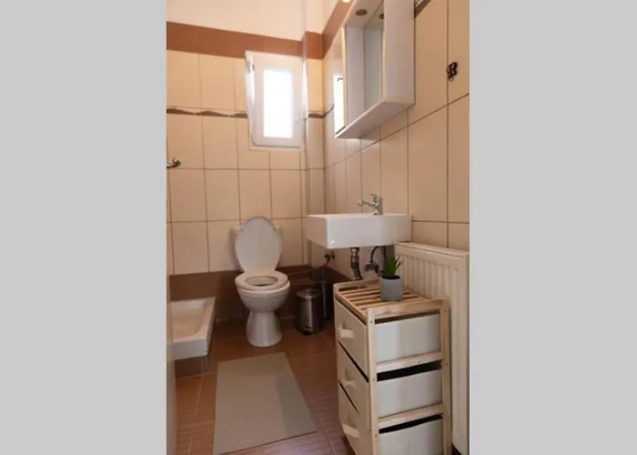 Port View House-comfy Family Apartment-panoramic View Néa Péramos