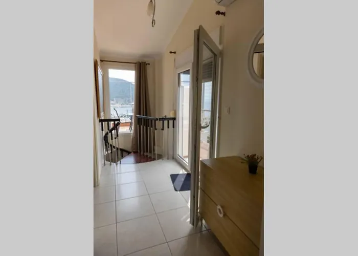 Port View House-comfy Family Apartment-panoramic View Appartement Néa Péramos